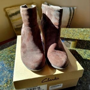 Women's Clarks Enfield Tess Ankle Boots Booties Shoes Size 6.5 Brown